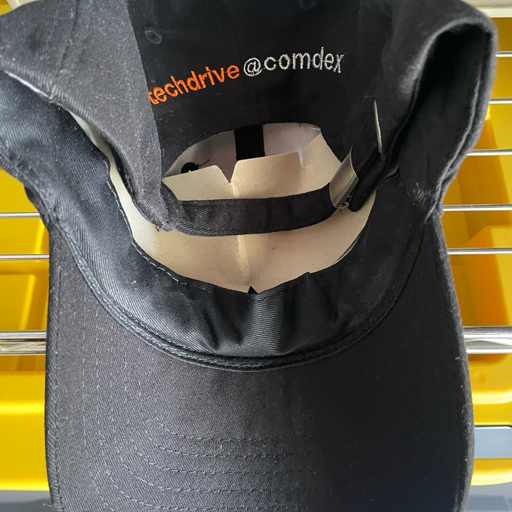 Mercedes hat - Picture 4 of 4